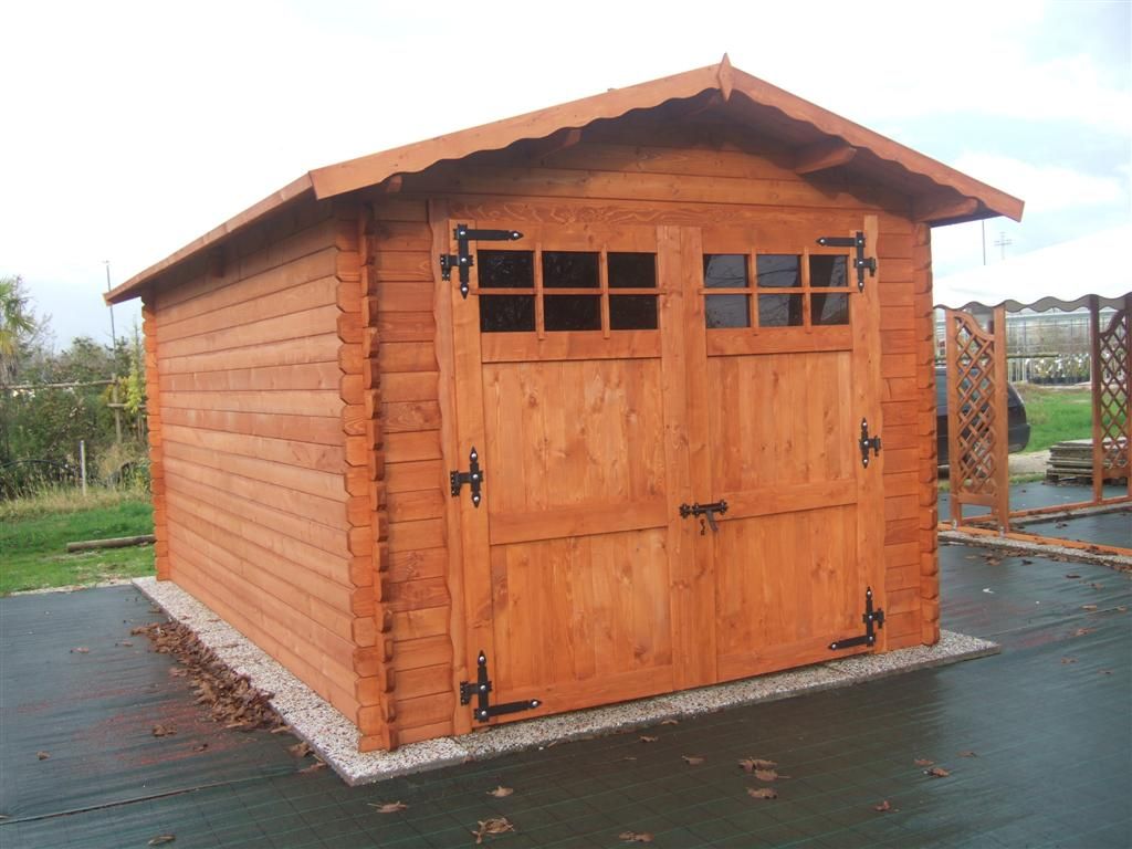 Garage in Legno